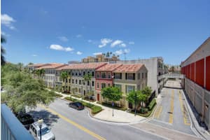 720 S Sapodilla Ave, West Palm Beach, FL 33401, Sold 11/17/21