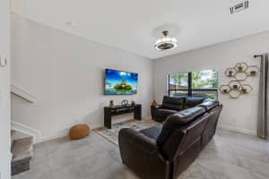 4637 Silver Saw Ln, Lake Worth, FL 33463, Sold 08/31/21