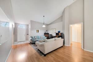 156 Heatherwood Dr, Royal Palm Beach, FL 33411, Sold 10/12/21