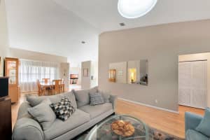 156 Heatherwood Dr, Royal Palm Beach, FL 33411, Sold 10/12/21