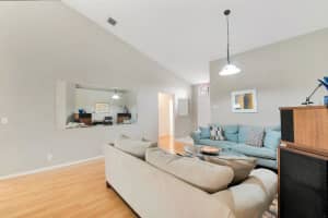 156 Heatherwood Dr, Royal Palm Beach, FL 33411, Sold 10/12/21