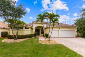 759 SW River Bend Cir, Stuart, FL 34997, Sold 09/01/21