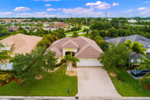 759 SW River Bend Cir, Stuart, FL 34997, Sold 09/01/21