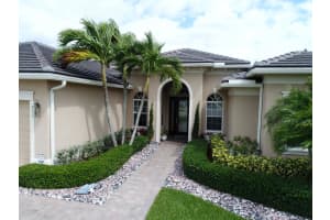 467 SW Lost River Rd, Stuart, FL 34997, Sold 08/16/21
