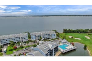 10 NE Plantation Rd, Stuart, FL 34996, Sold 09/13/21