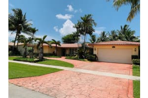 5010 Jackson St, Hollywood, FL 33021, Sold 08/19/21