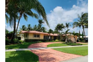 5010 Jackson St, Hollywood, FL 33021, Sold 08/19/21