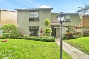 822 Sandtree Dr, Palm Beach Gardens, FL 33403, Sold 09/30/21