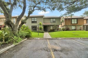 822 Sandtree Dr, Palm Beach Gardens, FL 33403, Sold 09/30/21