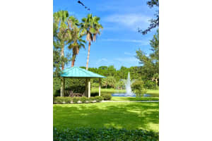 2762 SE Birmingham Dr, Stuart, FL 34994, Sold 01/03/22