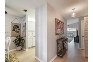 MLS# R10729900, Vero Beach, Florida 32962