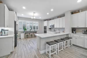 605 Windward Cir, Boynton Beach, FL 33435, Sold 11/08/21