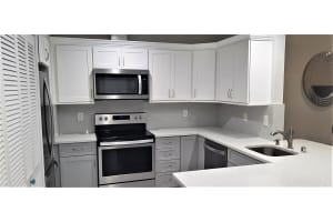 925 NE Sandalwood Pl, Jensen Beach, FL 34957, Sold 09/24/21