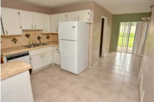 295 SE Norfolk Blvd, Stuart, FL 34997, Sold 09/02/21