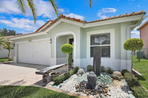 1147 Rialto Dr, Boynton Beach, FL 33436, Sold 08/17/21