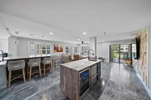 372 Golfview Rd, North Palm Beach, FL 33408, Sold 08/03/21