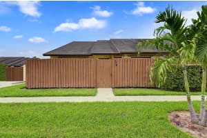 172 Springdale Cir, Palm Springs, FL 33461, Sold 08/25/21