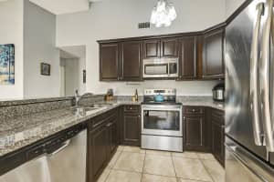172 Springdale Cir, Palm Springs, FL 33461, Sold 08/25/21