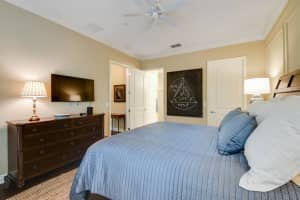 MLS# R10730655, West Palm Beach, Florida 33405