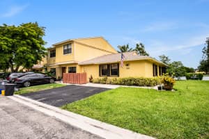 5269 Tennis Ln, Delray Beach, FL 33484, Sold 08/31/21