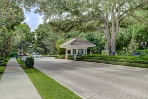 5810 Dixie Belle Rd, Palm Beach Gardens, FL 33418, Sold 08/16/21