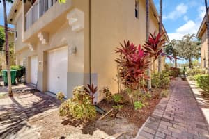 1729 Carvelle Dr, Riviera Beach, FL 33404, Sold 09/10/21