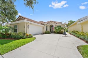 180 Hampton Pl, Jupiter, FL 33458, Sold 08/20/21