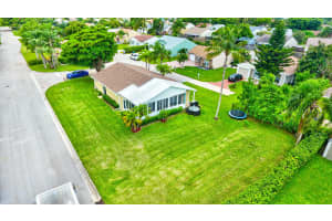 8233 Cedar Hollow Ln, Boca Raton, FL 33433, Sold 08/30/21