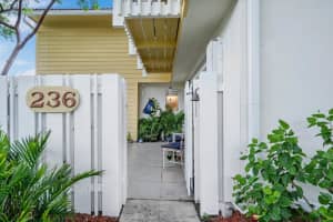 236 Seabreeze Cir, Jupiter, FL 33477, Sold 09/07/21