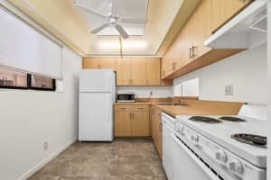 5190 Las Verdes Cir, Delray Beach, FL 33484, Sold 08/17/21