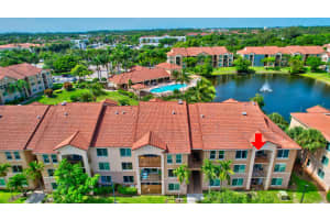 423 Villa Cir, Boynton Beach, FL 33435, Sold 09/02/21