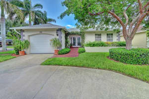 380 SW 5th Way, Boca Raton, FL 33432, Sold 10/08/21