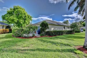 380 SW 5th Way, Boca Raton, FL 33432, Sold 10/08/21