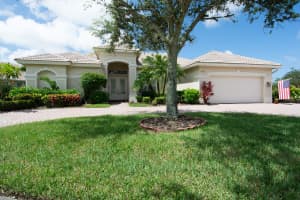6958 SE Sleepy Hollow Ln, Stuart, FL 34997, Sold 09/27/21