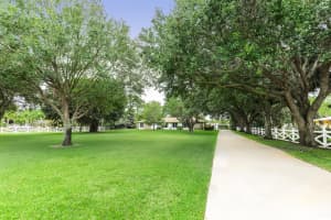 8265 S Virginia Ave, Palm Beach Gardens, FL 33418, Sold 08/20/21