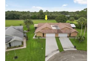 12847 SE Pinehurst Ct, Hobe Sound, FL 33455, Sold 08/13/21