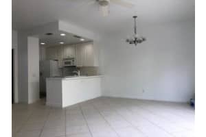19 Oakland Ct, Jupiter, FL 33469, Sold 08/13/21