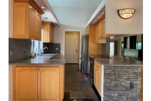 2870 Farragut Ln, West Palm Beach, FL 33409, Sold 08/31/21