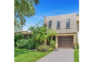1084 Raintree Dr, Palm Beach Gardens, FL 33410, Sold 11/09/21