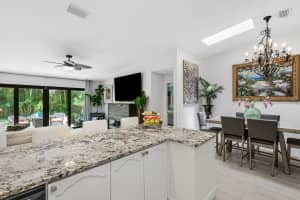 1084 Raintree Dr, Palm Beach Gardens, FL 33410, Sold 11/09/21