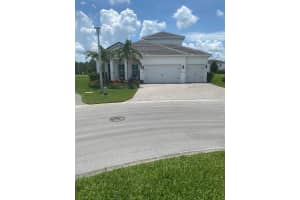 4783 SW Briarwood Ct, Stuart, FL 34997, Sold 11/29/21