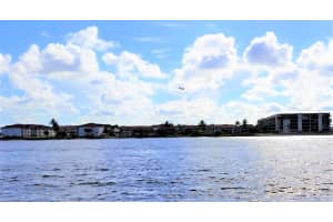 103 Half Moon Cir APT F2, Hypoluxo, FL 33462, Sold 09/27/21