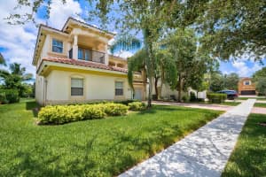638 Triana St, West Palm Beach, FL 33413, Sold 11/10/21