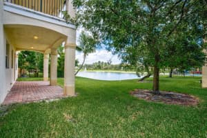 638 Triana St, West Palm Beach, FL 33413, Sold 11/10/21