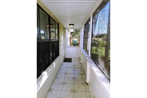 416 NW 7th Ct, Boynton Beach, FL 33426, Sold 09/07/21