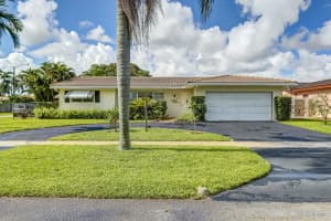 5200 Garfield St, Hollywood, FL 33021, Sold 08/13/21