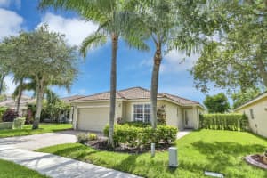 809 SW 121st Ave, Pembroke Pines, FL 33025, Sold 09/23/21