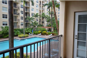 MLS# R10732127, West Palm Beach, Florida 33407