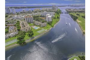 MLS# R10732137, North Palm Beach, Florida 33408