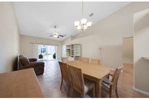 8541 Logia Cir, Boynton Beach, FL 33472, Sold 09/24/21